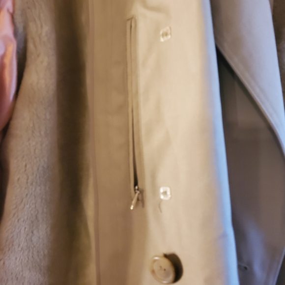 CAMPUS VINTAGE MEN'S DOUBLE BREASTED TRENCHCOAT TAN SIZE 46R - Picture 7 of 12